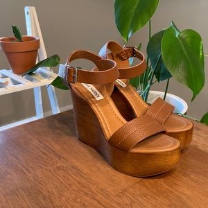 Steve Madden Belma Tan Leather Wedge